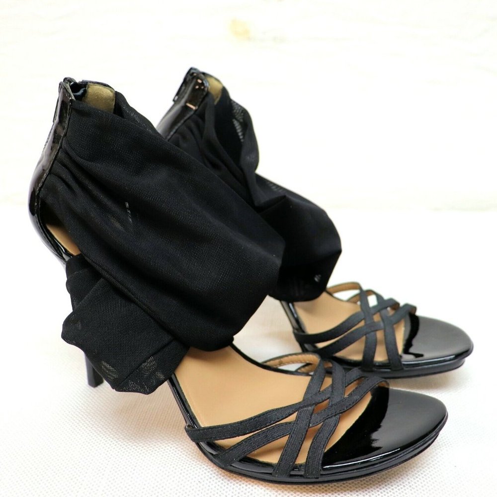 Donald J. Pliner size 8.5 black stiletto high heel ankle strap lace sandals